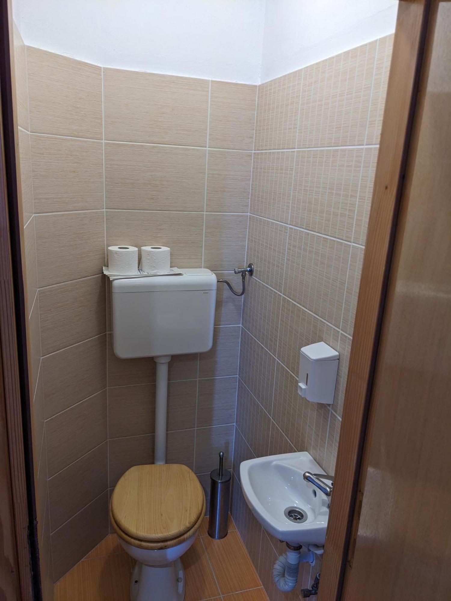 Apartments Monika Novi Vinodolski Eksteriør bilde
