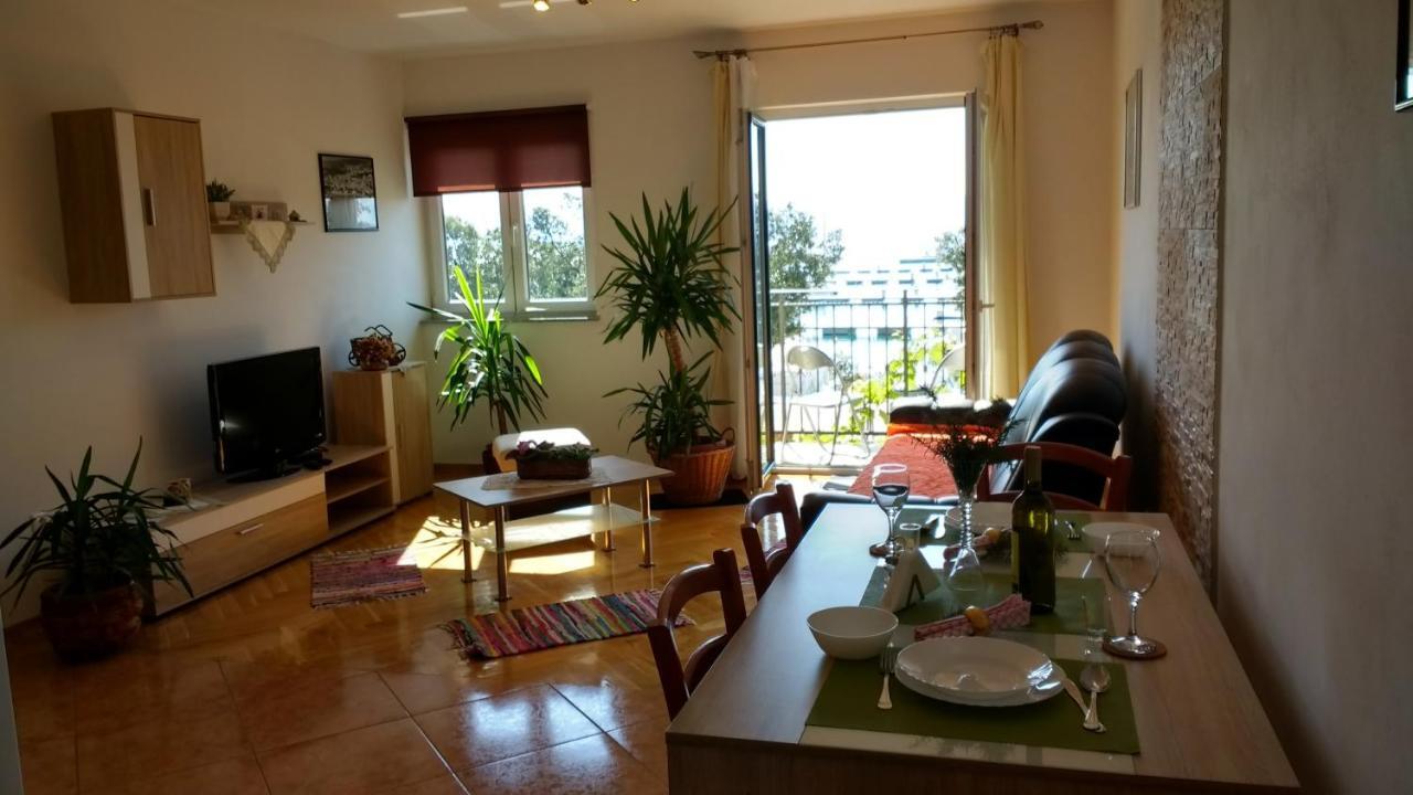 Apartments Monika Novi Vinodolski Eksteriør bilde