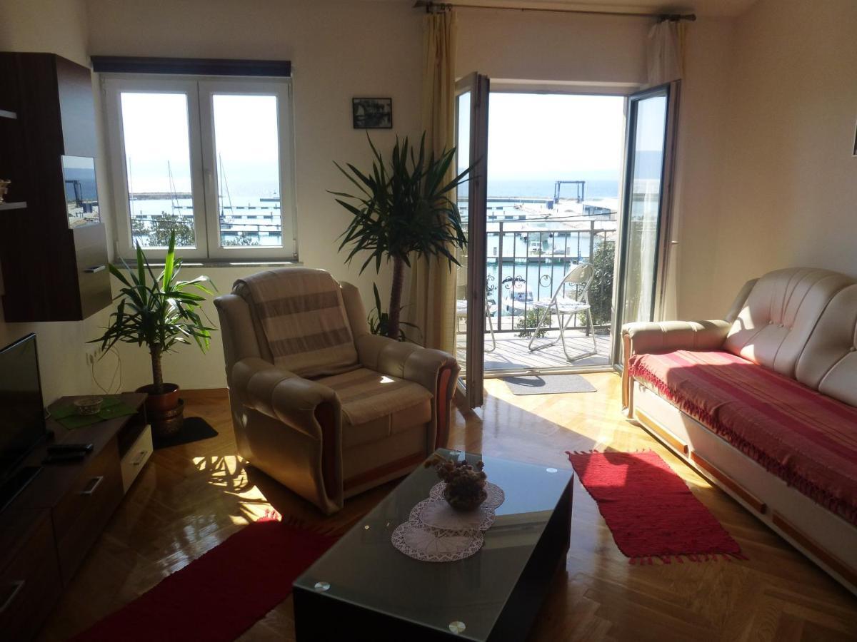 Apartments Monika Novi Vinodolski Eksteriør bilde